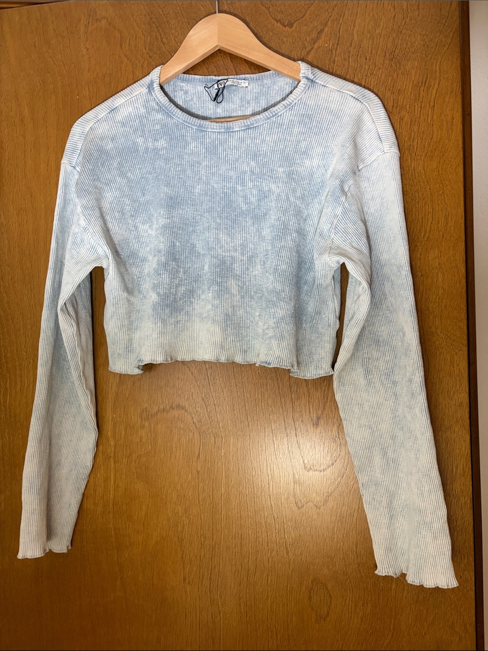 Zara // Light Blue Acid Washed Ribbed Cropped Long-Sleeve Top